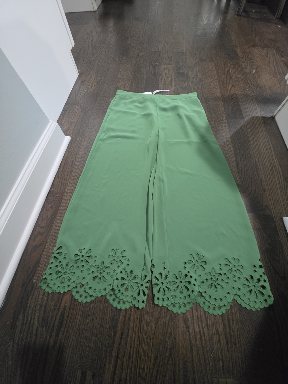 Chico's Green Wide-Leg Pants with Eyelet Hem